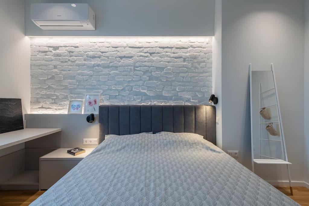 Modern & Stylish Sea Apartment With Parking Бургас Екстериор снимка