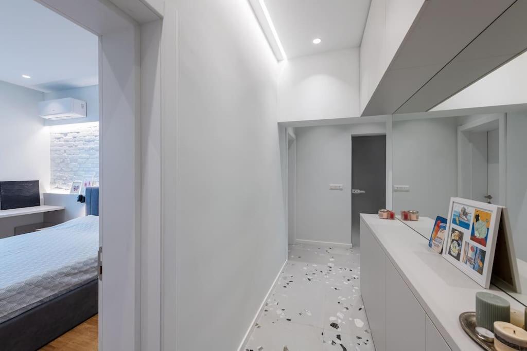 Modern & Stylish Sea Apartment With Parking Бургас Екстериор снимка